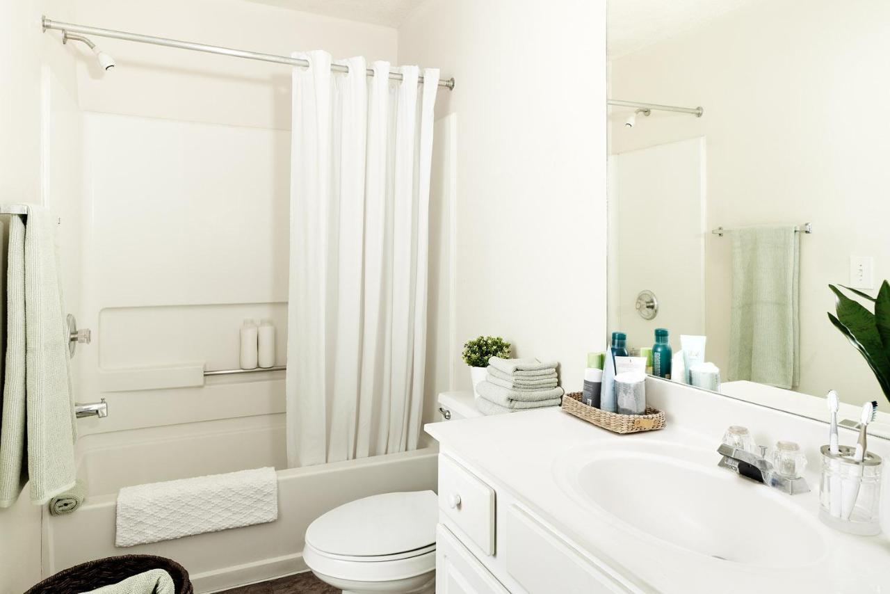 Intown Suites Extended Stay Arlington Tx - Oak Village Экстерьер фото